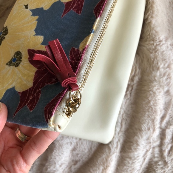 Rachel Pally designer cutch! - Picture 8 of 9